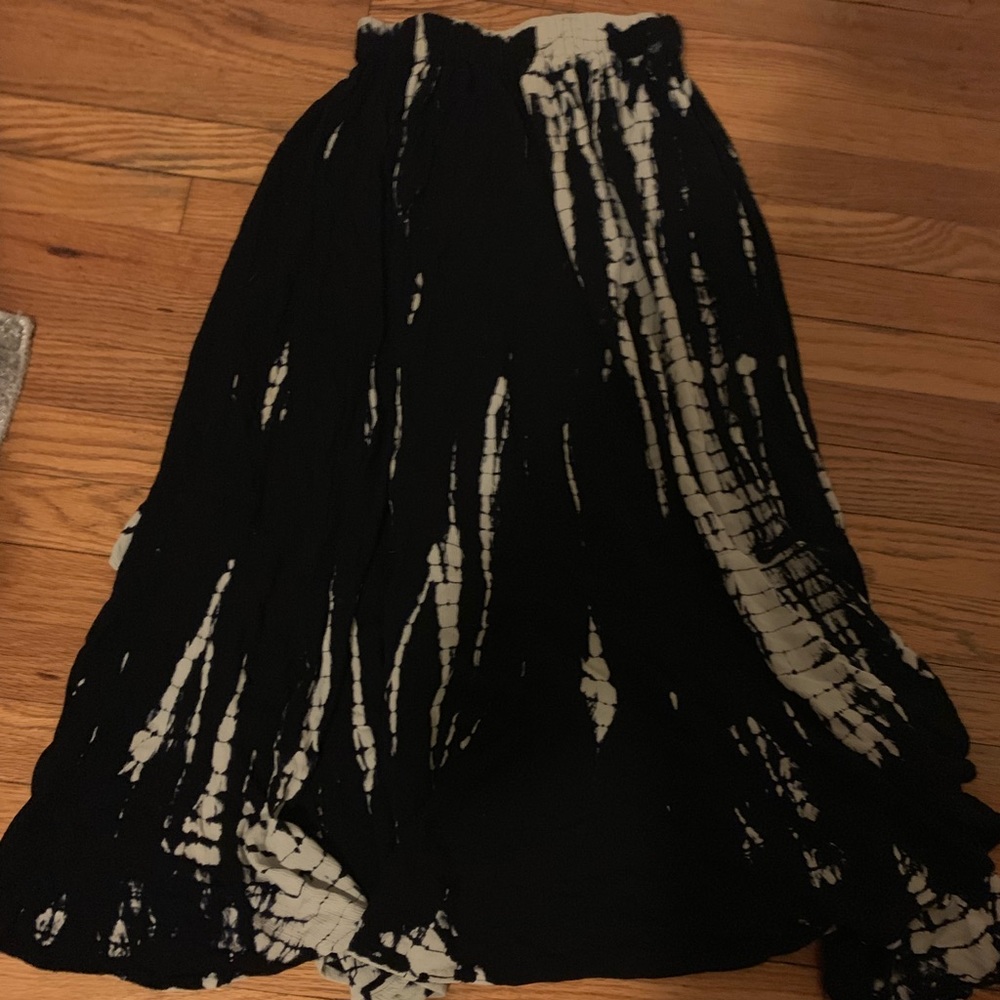 Flowy skirt